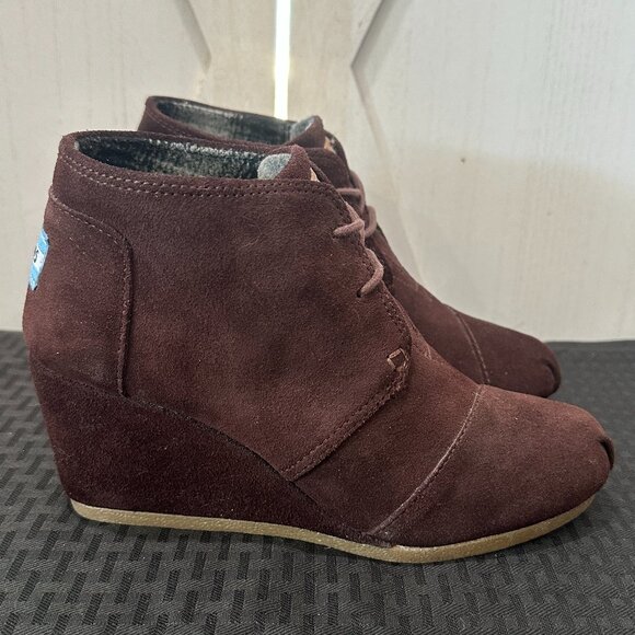 TOMS Desert Wedge  Lace-Up Suede Booties in Chocolate - Picture 1 of 10